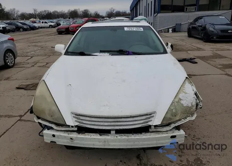 2003 Lexus Es 300 z USA, uszkodzony, nr VIN JTHBF30G330144022